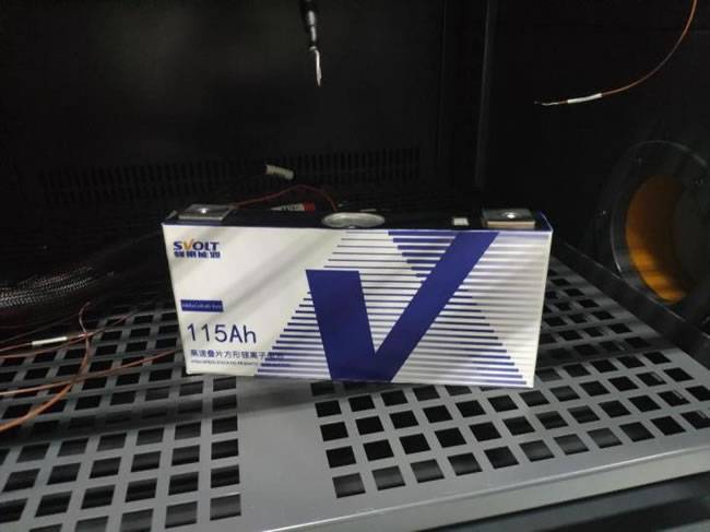 蜂巢能源以高速叠片工艺为卖点