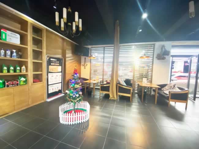 顾客休息区温馨整洁 顾客休息区温馨整洁