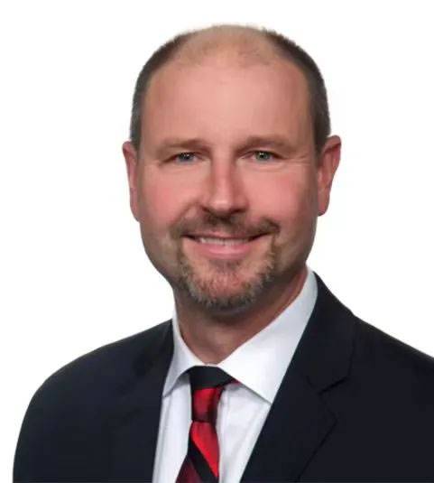 Robin Milavec  耐世特汽车系统总裁、首席技术官  首席战略官和执行董事