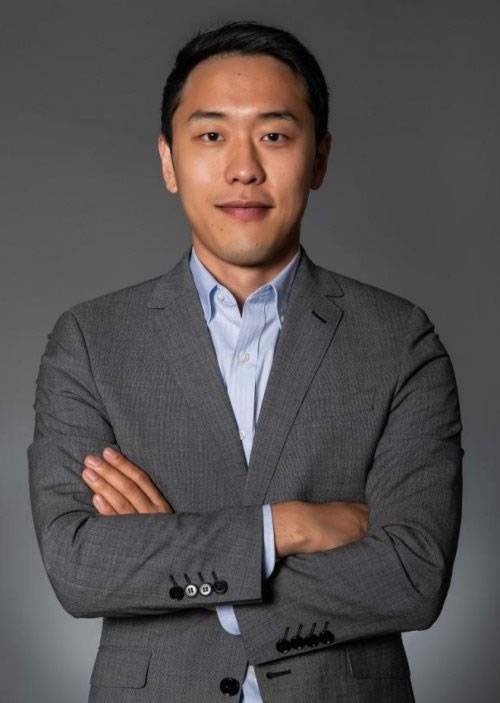 亿率动力创始人兼CTO韩远征先生(Tony Han) 亿率动力创始人兼CTO韩远征先生(Tony Han)