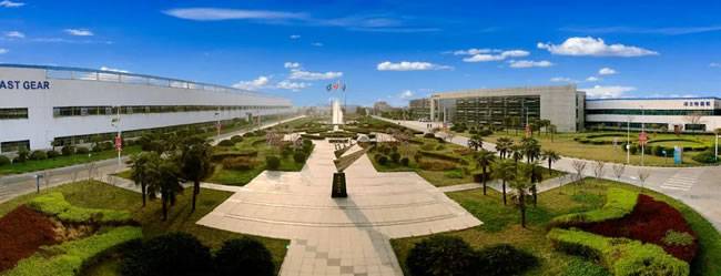 法士特集团高新厂区风貌