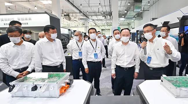 一汽红旗科技展均胜新能源研究院展台