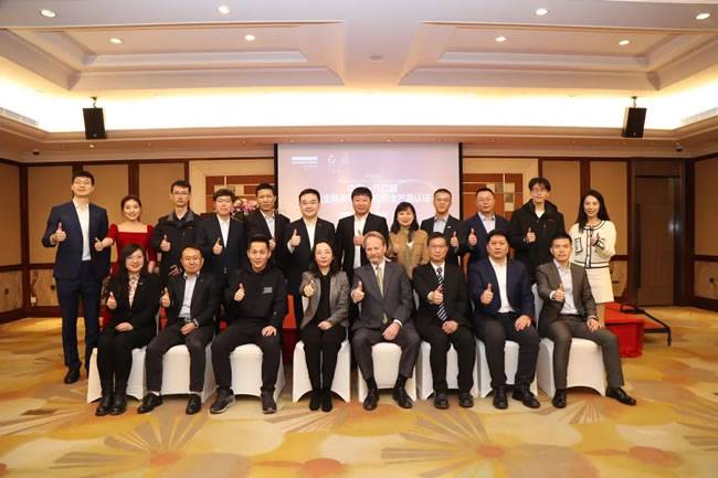  活动现场集体合影