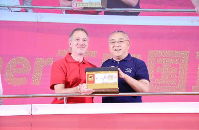 ▲新品Banner电池发布仪式