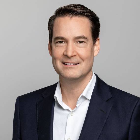 斯蒂芬·冯·舒克曼(Stephan von Schuckmann) 采埃孚集团董事 斯蒂芬·冯·舒克曼(Stephan von Schuckmann) 采埃孚集团董事