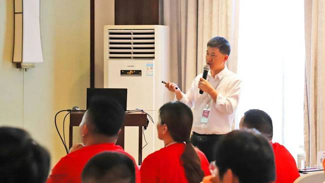 余国照先生  泰明顿培训经理