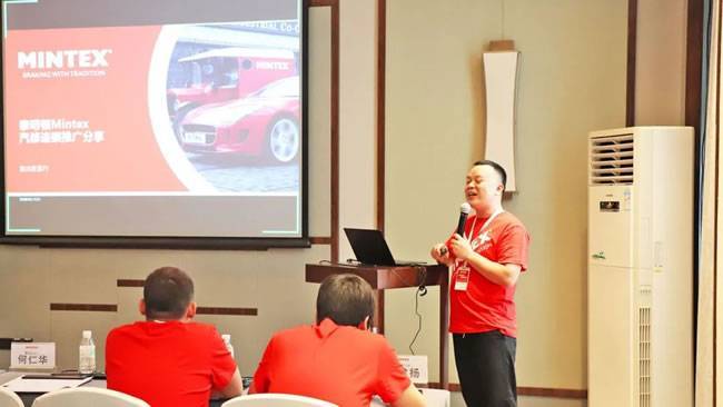 何仁华先生  重庆胜蓝行商贸有限公司总经理